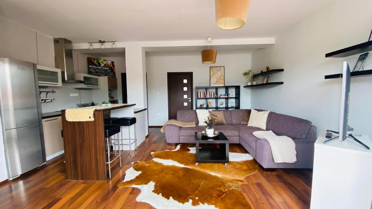 Apartment Mira 鲁容贝罗克 外观 照片